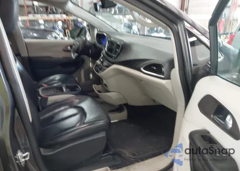 2018 Chrysler Pacifica Touring L z USA, uszkodzony, nr VIN 2C4RC1BG4JR128487
